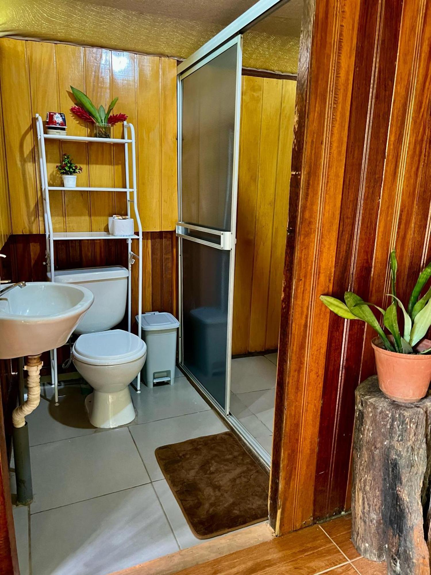 Tronco Tambopata Adventure Hotel Puerto Maldonado Eksteriør billede