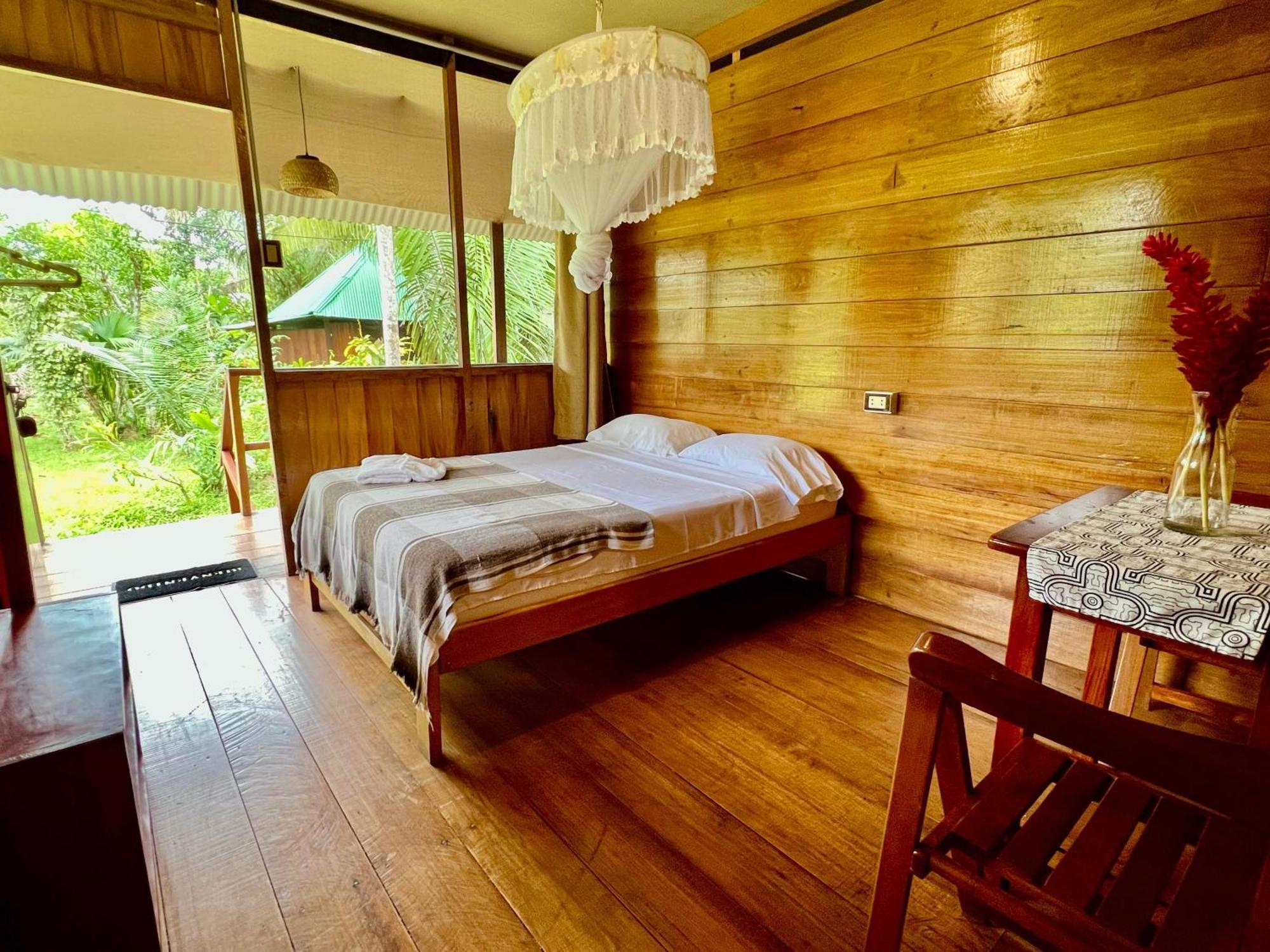 Tronco Tambopata Adventure Hotel Puerto Maldonado Eksteriør billede