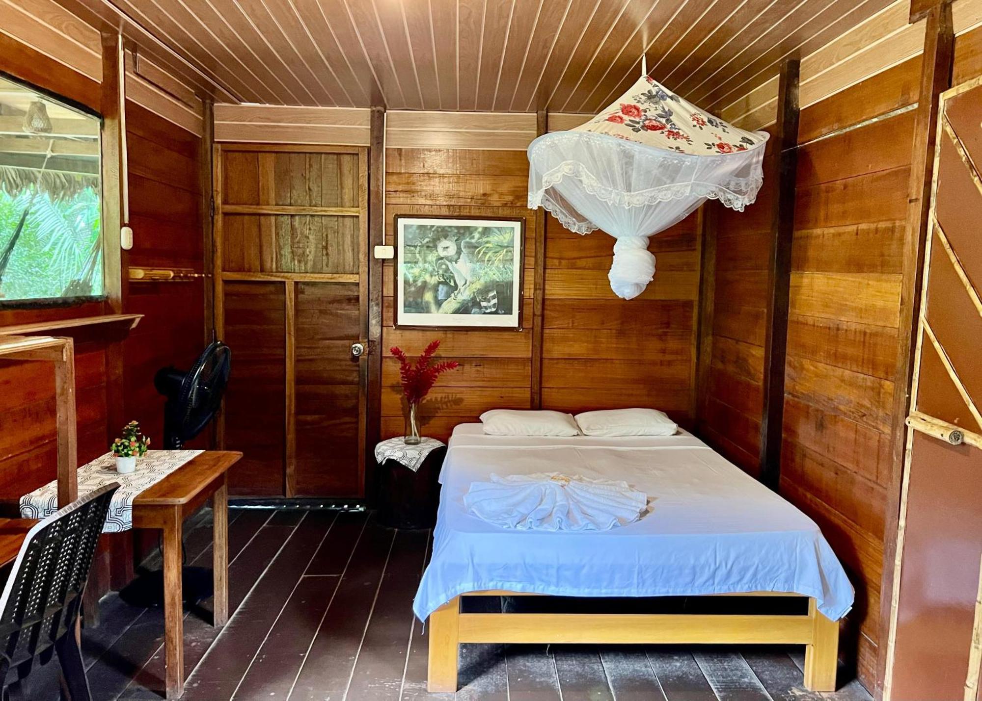 Tronco Tambopata Adventure Hotel Puerto Maldonado Eksteriør billede