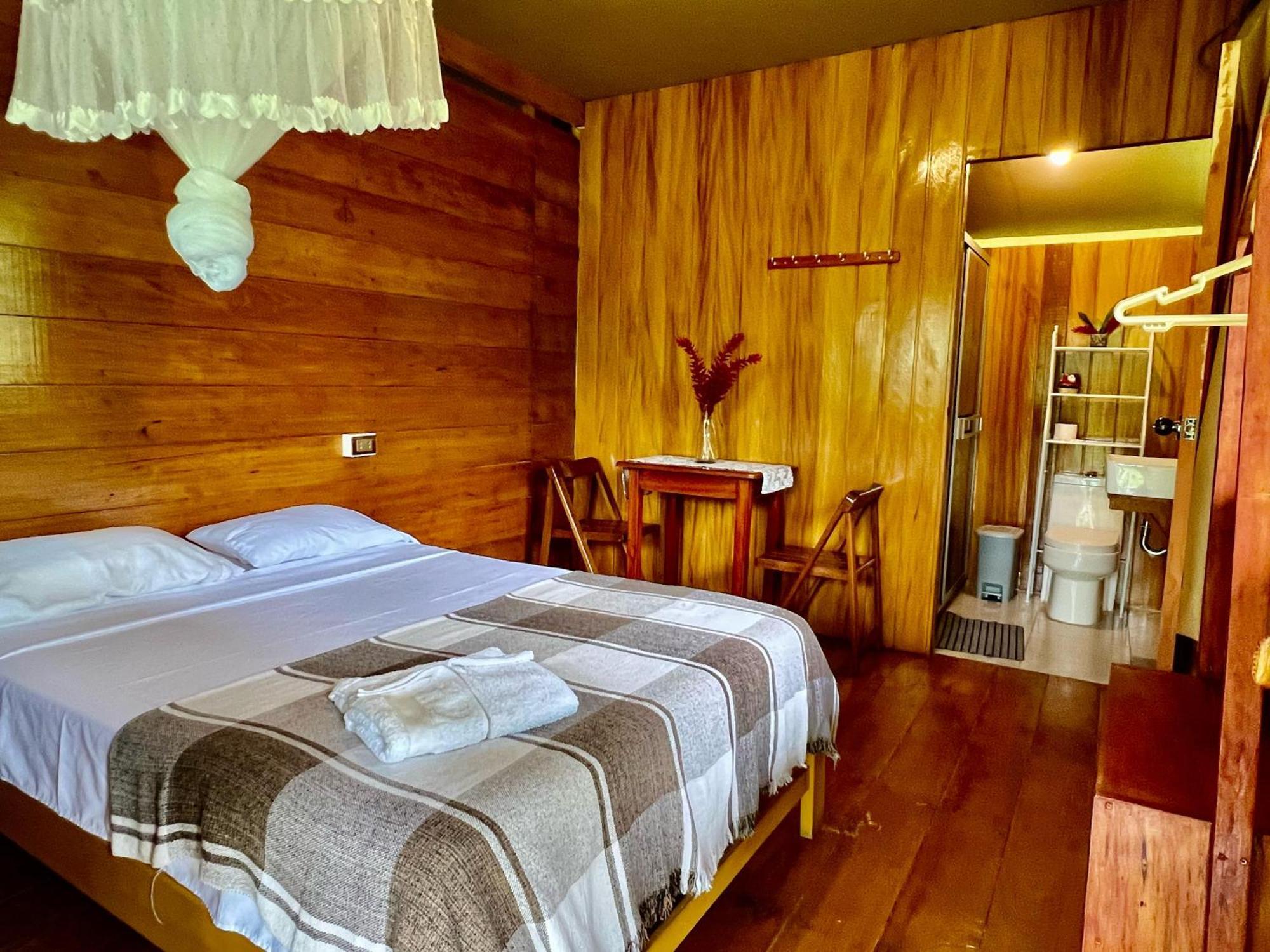 Tronco Tambopata Adventure Hotel Puerto Maldonado Eksteriør billede